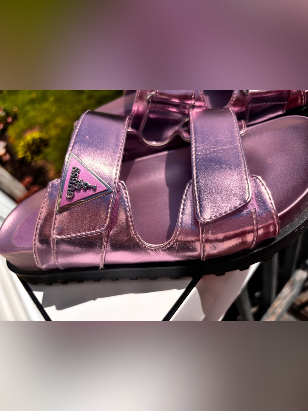 Guess Nwot (original box ) Women sz.7 Metallic Pink Dual-Strap Platform Slides